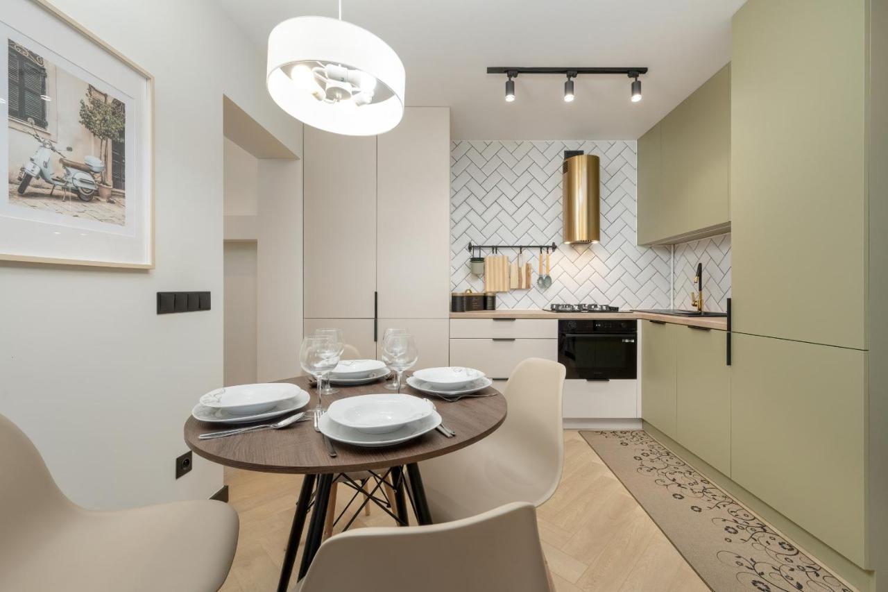 Apartment Zielinskiego Atmospheric By Renters